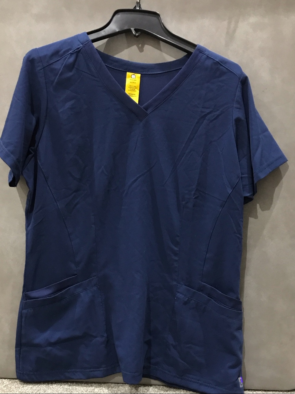 WonderWink Navy V-Neck Aero Scrub Top with Yellow Tag